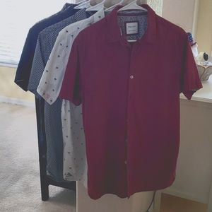 5 Denim & Flower men's button down short sleeve shirts....5 in this set.